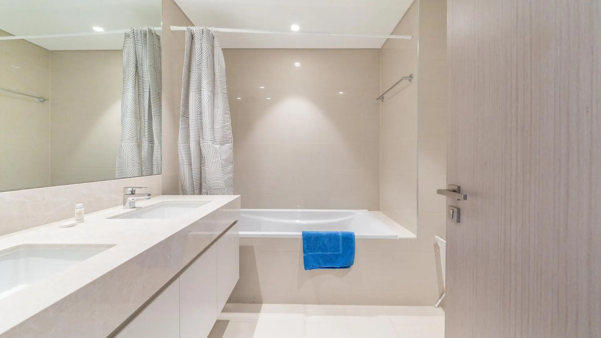 Apartment Newarabian Act Two T2 2 Bedroom And 3 Br Dubai