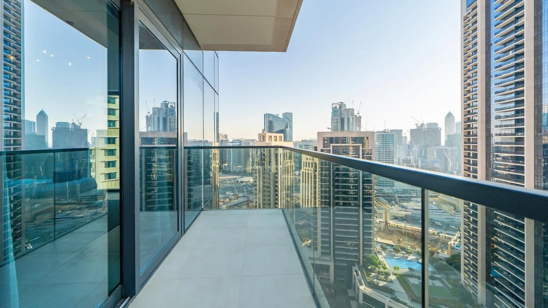 Newarabian Act Two T2 2 Bedroom And 3 Br Dubai
