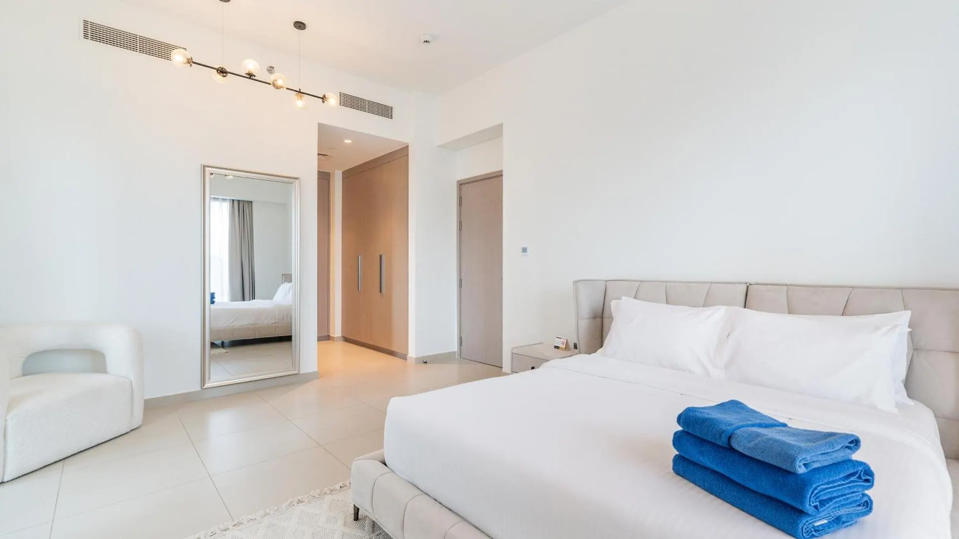 Newarabian Act Two T2 2 Bedroom And 3 Br Dubai Apartment