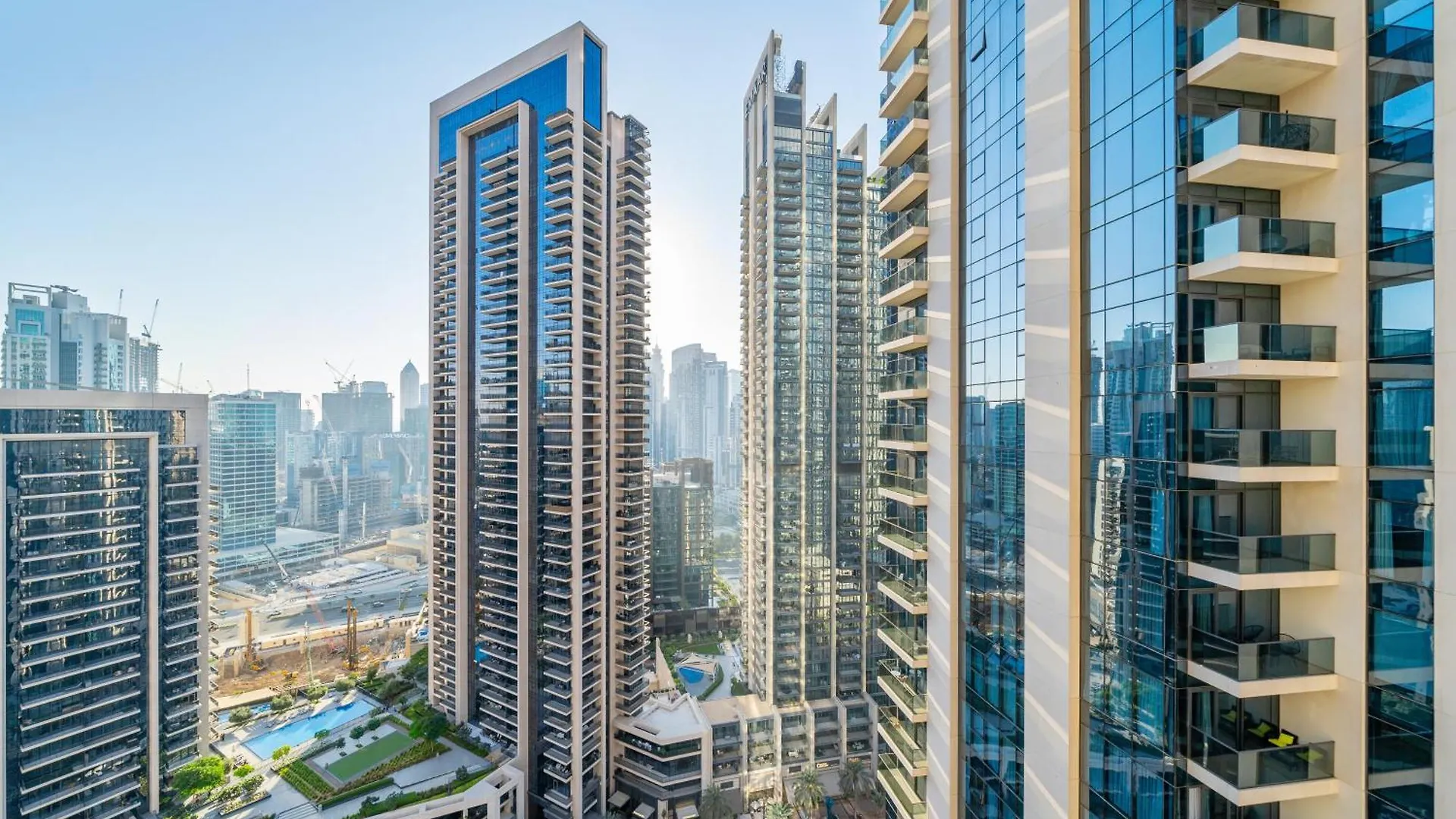 Newarabian Act Two T2 2 Bedroom And 3 Br Dubai United Arab Emirates