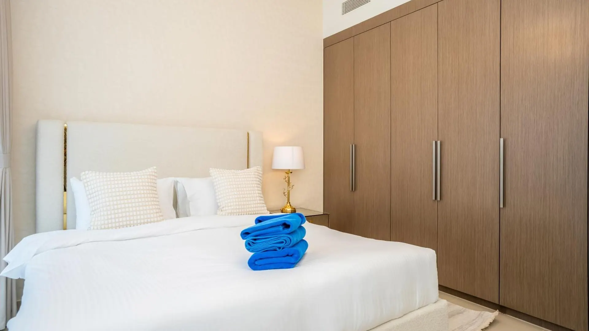 Newarabian Act Two T2 2 Bedroom And 3 Br Dubai 0*,