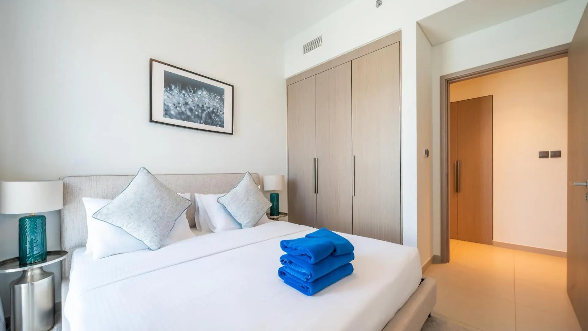 Newarabian Act Two T2 2 Bedroom And 3 Br Dubai